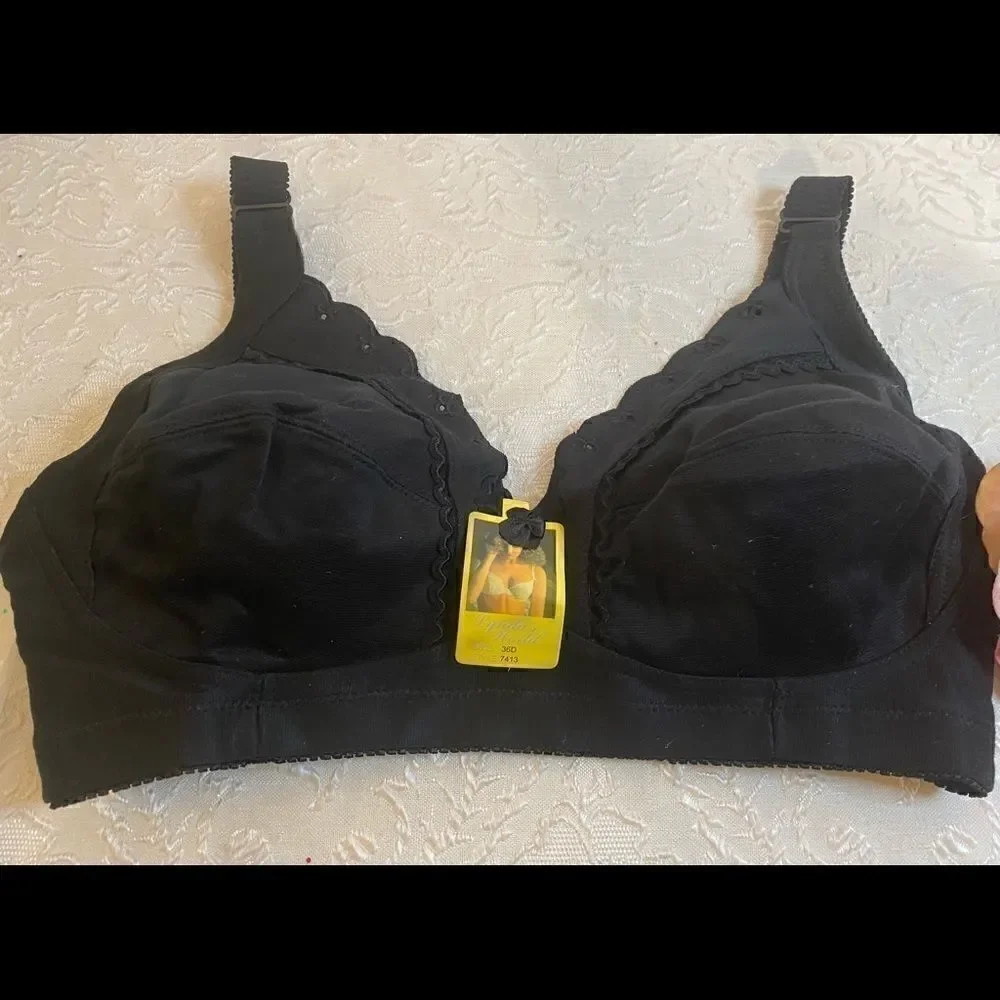 🎀Lynda’s world fashion embroidery floral Bra 36D